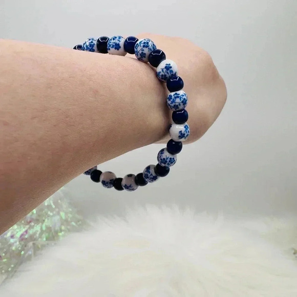 Ceramic Floral mix Beaded Stretch Bracelet - Picture 3 of 6